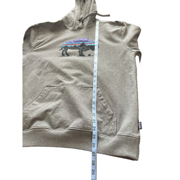 Patagonia women’s Regular Fit Uprisal Buffalo Bison Hoodie Pullover Size Large - Picture 10 of 10